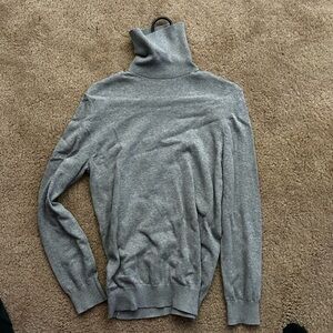 H&M Men's Classic Gray Turtleneck Sweater